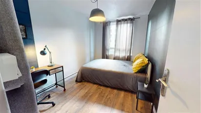 Room for rent in Dijon, Bourgogne-Franche-Comté