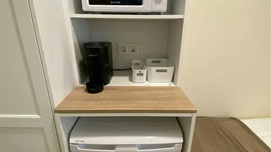 Rooms in Madrid Chamberí - photo 4