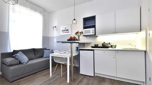 Apartments in Łódź - photo 9