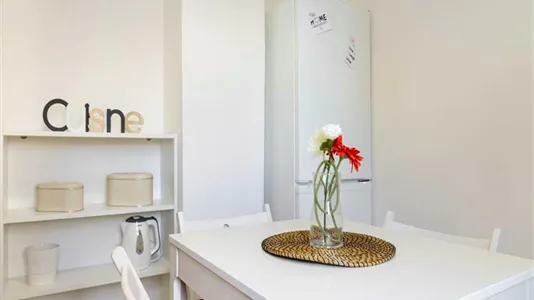 Rooms in Milano Zona 8 - Fiera, Gallaratese, Quarto Oggiaro - photo 9