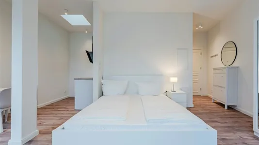 Apartments in Location is not specified - photo 6