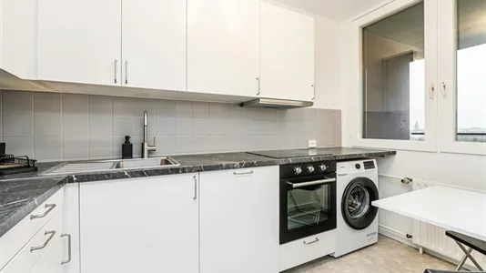 Apartments in Location is not specified - photo 6