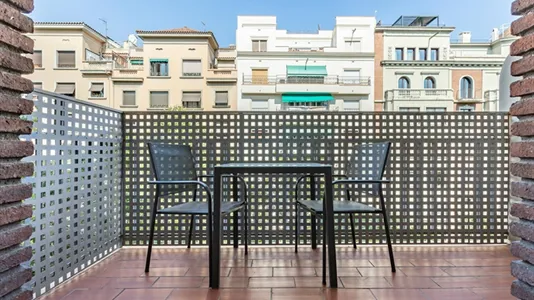 Apartments in Barcelona Eixample - photo 2