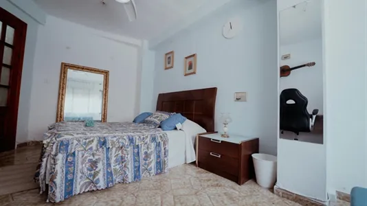 Rooms in Nuestra Señora del Carmen - photo 3