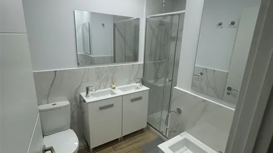 Rooms in L'Hospitalet de Llobregat - photo 9