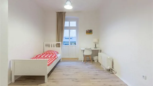 Rooms in Berlin Spandau - photo 1
