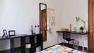 Room for rent, Bologna, Emilia-Romagna, &lt;span class=&quot;blurred street&quot; onclick=&quot;ProcessAdRequest(10194857)&quot;&gt;&lt;span class=&quot;hint&quot;&gt;See streetname&lt;/span&gt;[xxxxxxxxxxxxx]&lt;/span&gt;