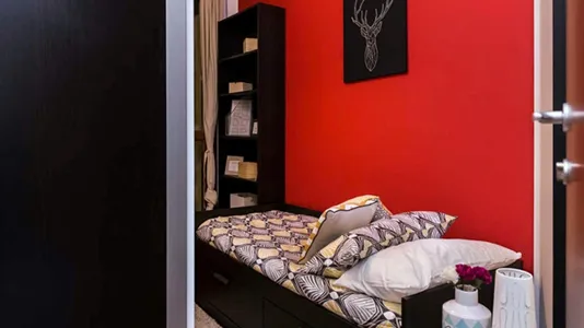 Rooms in Milano Zona 5 - Vigentino, Chiaravalle, Gratosoglio - photo 2