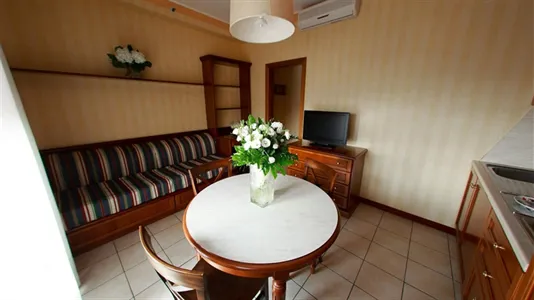 Apartments in Pieve Emanuele - photo 3