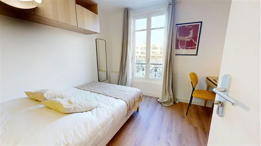 Rooms in Paris 10ème arrondissement - photo 2