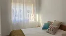 Room for rent, Porto (Distrito), &lt;span class=&quot;blurred street&quot; onclick=&quot;ProcessAdRequest(7744594)&quot;&gt;&lt;span class=&quot;hint&quot;&gt;See streetname&lt;/span&gt;[xxxxxxxxxxxxx]&lt;/span&gt;