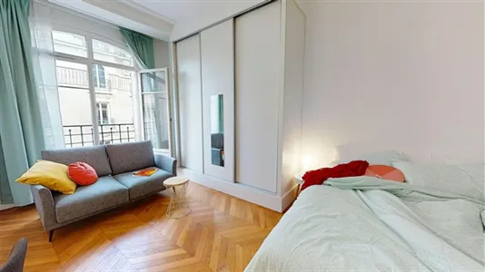Rooms in Paris 15ème arrondissement - photo 3