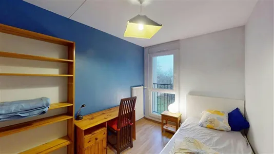 Rooms in Grenoble - photo 3