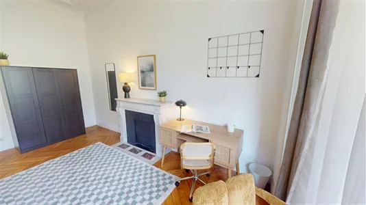 Rooms in Paris 17ème arrondissement - photo 3