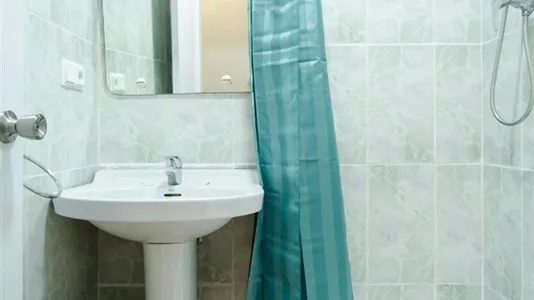 Rooms in Valencia L'Eixample - photo 9