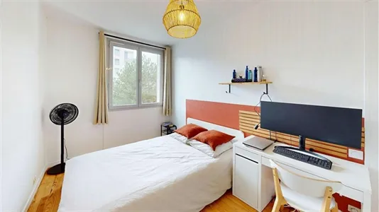 Rooms in Clermont-Ferrand - photo 2