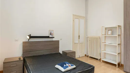 Rooms in Milano Zona 4 - Vittoria, Forlanini - photo 1