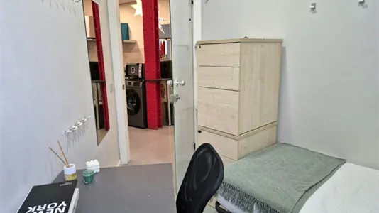 Rooms in Valencia Ciutat Vella - photo 10