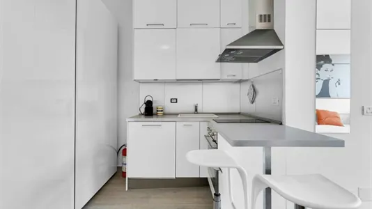 Apartments in Milano Zona 8 - Fiera, Gallaratese, Quarto Oggiaro - photo 5