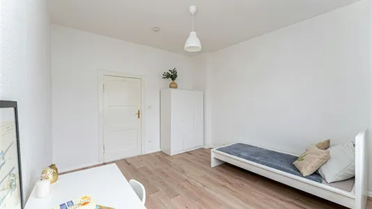 Rooms in Berlin Neukölln - photo 3