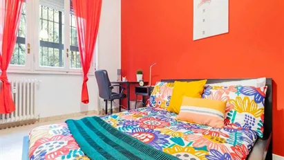 Room for rent in Milano Zona 6 - Barona, Lorenteggio, Milan