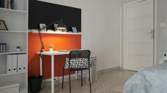 Rooms in Napoli Municipalità 2 - photo 2