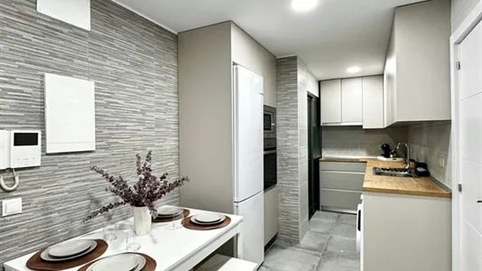 Rooms in Madrid Chamartín - photo 8