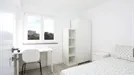 Room for rent, Lisbon (region), &lt;span class=&quot;blurred street&quot; onclick=&quot;ProcessAdRequest(7744003)&quot;&gt;&lt;span class=&quot;hint&quot;&gt;See streetname&lt;/span&gt;[xxxxxxxxxxxxx]&lt;/span&gt;
