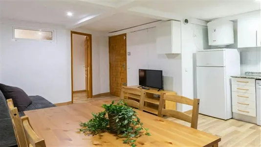 Apartments in Barcelona Ciutat Vella - photo 5