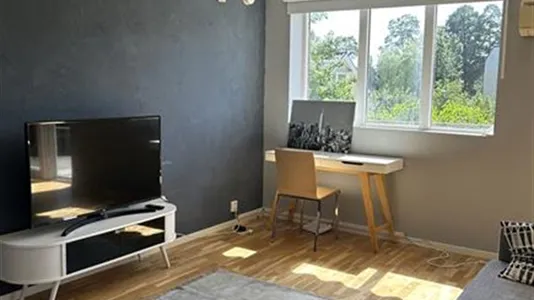 Houses in Stockholm West - photo 2