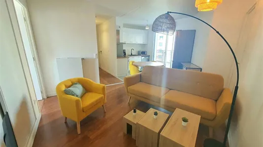 Rooms in Saint-Denis - photo 2