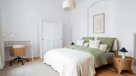 Apartments in Berlin Steglitz-Zehlendorf - photo 2