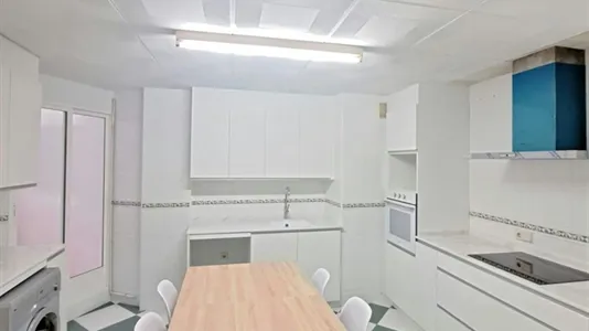 Rooms in Albacete - photo 4