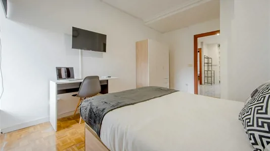 Rooms in Madrid Chamartín - photo 3