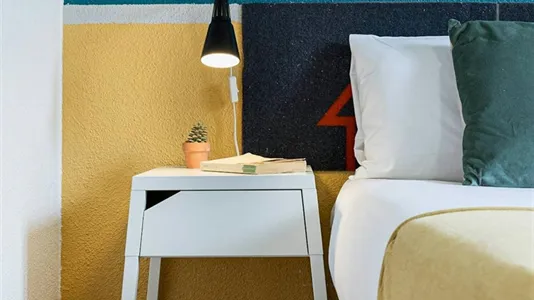 Rooms in Madrid Chamberí - photo 4