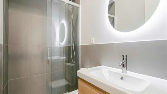 Rooms in Madrid Centro - photo 2