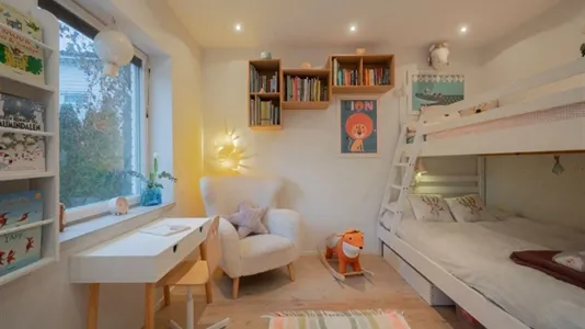 Houses in Huddinge - photo 5