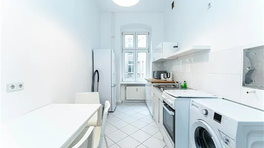 Rooms in Berlin Friedrichshain-Kreuzberg - photo 8