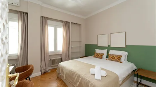 Rooms in Madrid Chamberí - photo 1