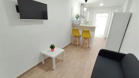 Rooms in Granada - photo 4