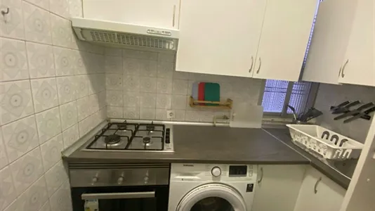 Rooms in Madrid Retiro - photo 7