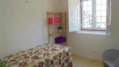 Room for rent in Almada, Setúbal (Distrito)