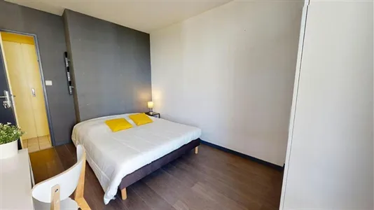 Rooms in Lyon - photo 2