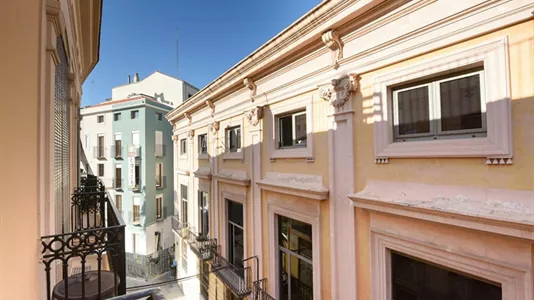 Rooms in Valencia Ciutat Vella - photo 6
