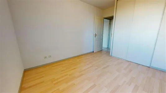 Apartments in Clermont-Ferrand - photo 3