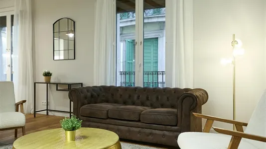 Apartments in Barcelona Ciutat Vella - photo 5
