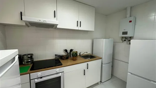 Rooms in Madrid Salamanca - photo 10