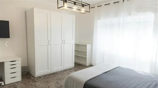 Rooms in Roma Municipio XIV – Monte Mario - photo 4