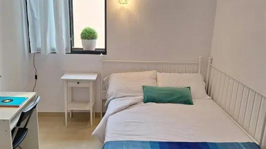 Rooms in El Fontanal - photo 8