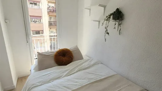 Rooms in Godelleta - photo 1